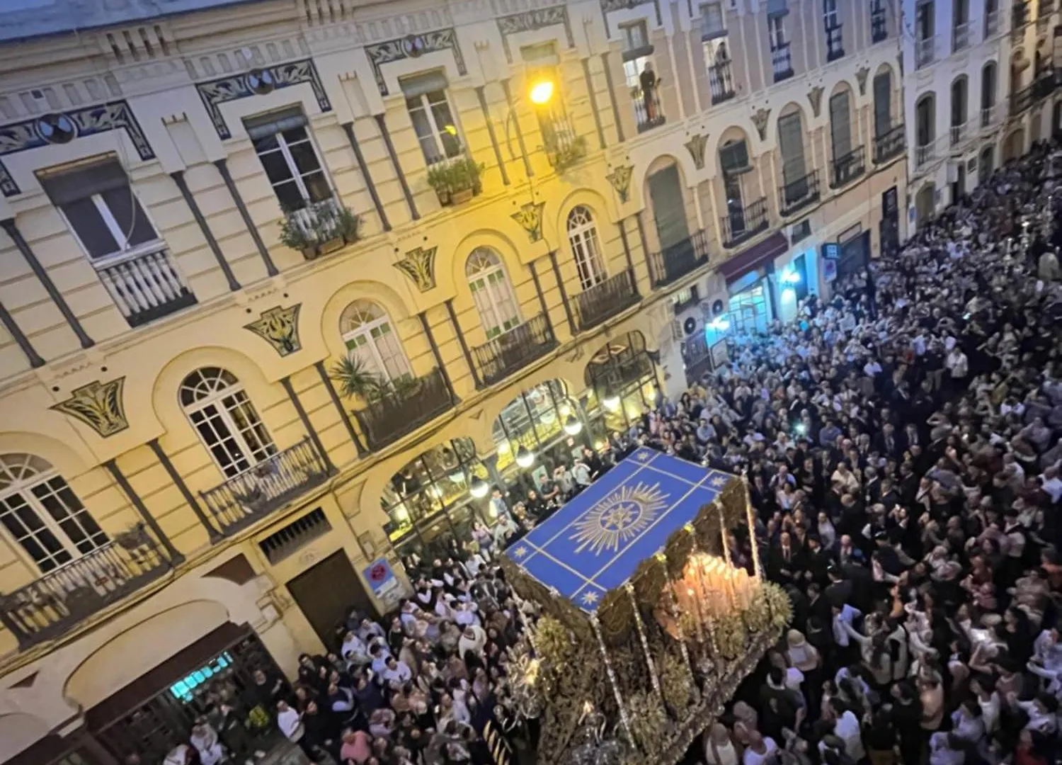 Ático Suite con terraza totalmente privada en pleno centro histórico de Sevilla España